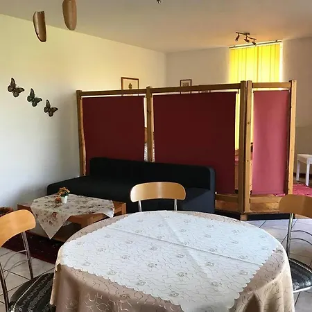 Mit Eigener Terrasse Und Ausblick Apartment *